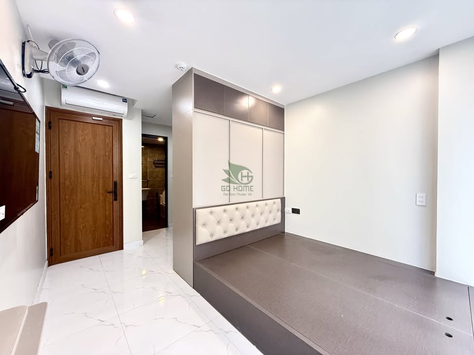 Căn hộ Studio Hòn Chồng 30m² giá 7.5 triệu - Gần biển, ban công thoáng mát!