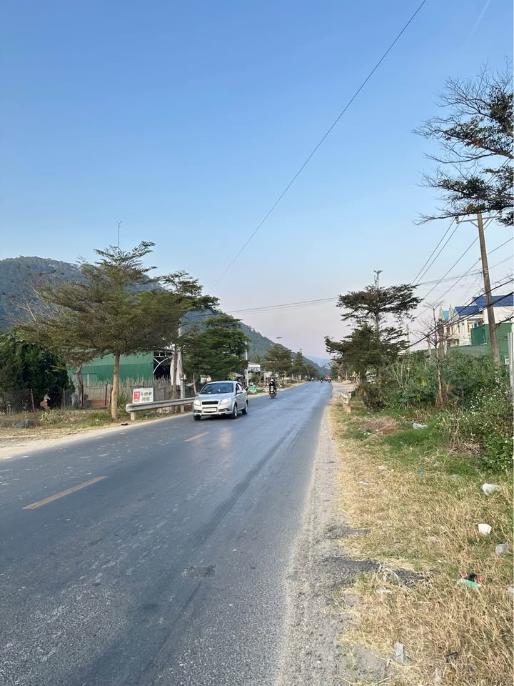 Bán đất mặt tiền Quốc lộ 27, Thị trấn D'Ran, 256m² - Đầu tư sinh lời ngay!