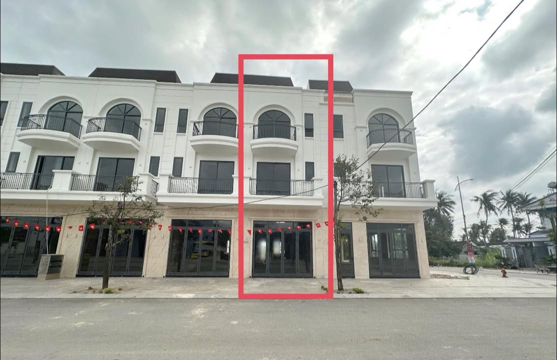 Nhà phố Hoàng Gia VCN Tam Quan 105m² giá 3.6 tỷ - Cơ hội sở hữu vàng giữa trung tâm!