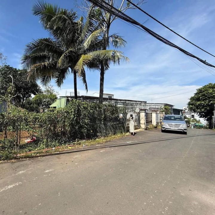 Bán đất Phường B'Lao, Bảo Lộc 1.700m² - View đẹp, vị trí độc quyền!