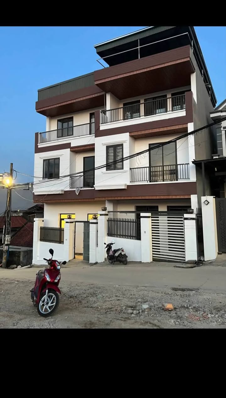 Nhà 3 tầng Phường Hà Lầm, Hạ Long 56m² giá 3 tỷ - Cơ hội đầu tư tuyệt vời!