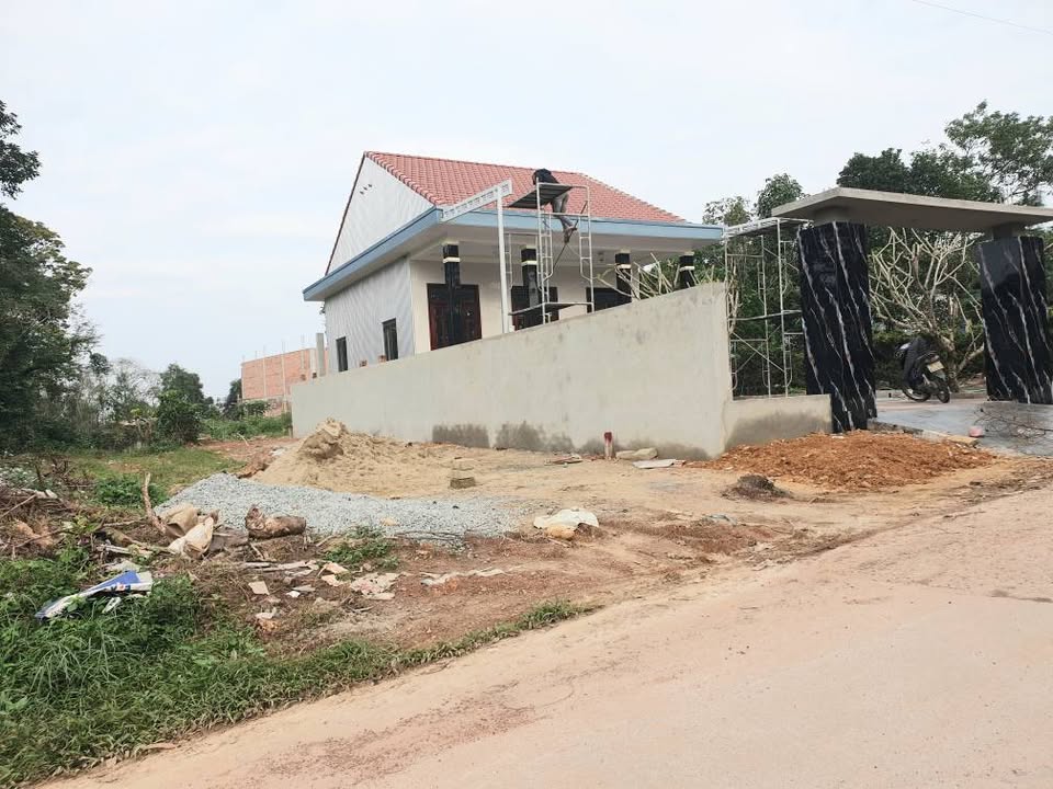 Đất mặt tiền Vũ Ngọc Phan, Thủy Xuân 100m² giá chỉ 2.2 tỷ - Cơ hội vàng cho đầu tư!