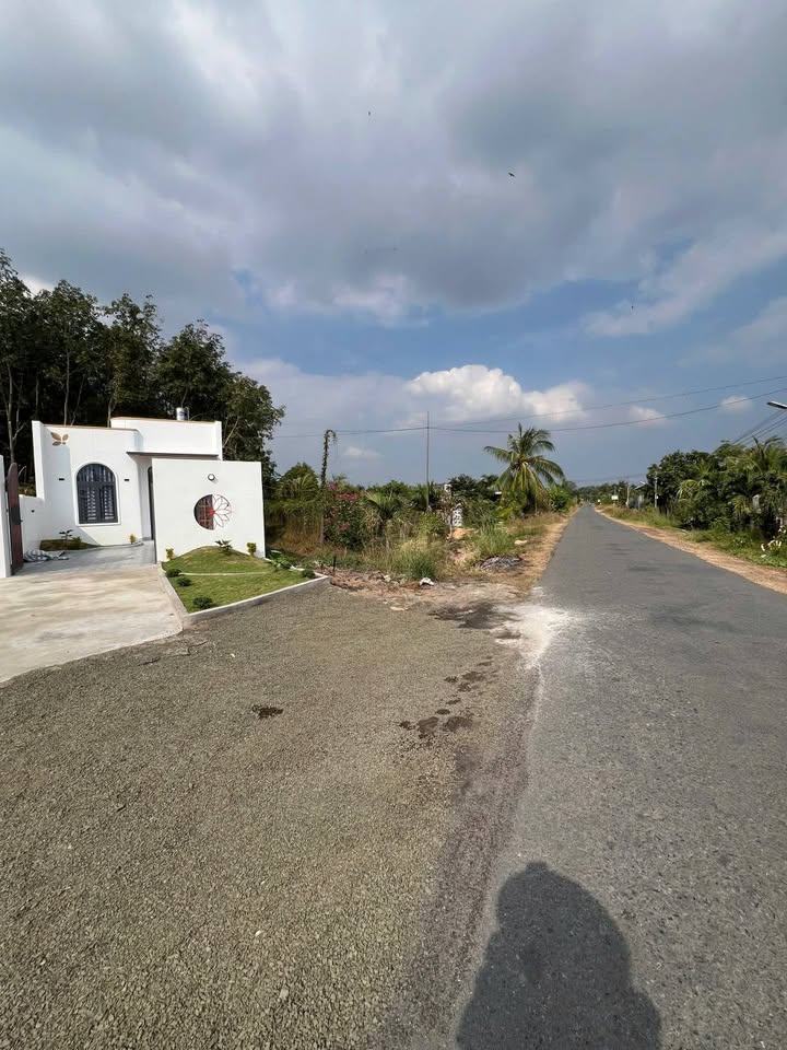 Nhà phố Hòa Thành Tây Ninh 168m² giá 1.19 tỷ - Thiết kế hiện đại, tiện nghi