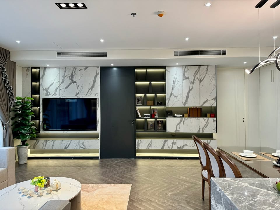 Căn hộ Starcity Lê Văn Lương 120m² giá 16 triệu - Full nội thất, tiện ích đầy đủ!