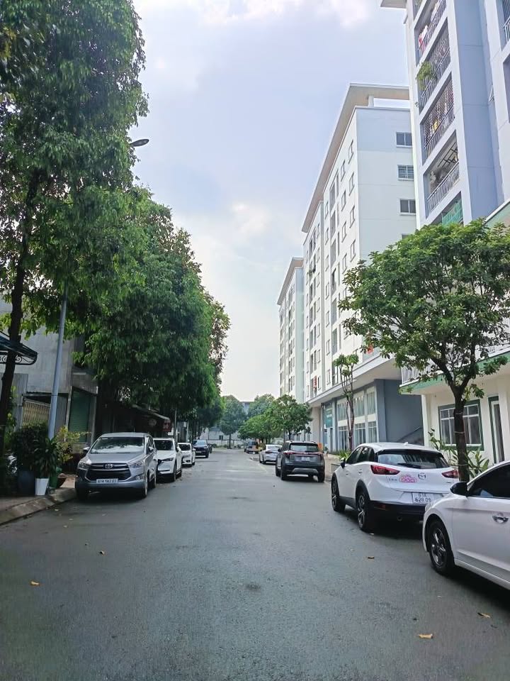 Mặt tiền FrontHouse 74m² tại Phường Bình Hòa, TPHCM - Cơ hội kinh doanh tuyệt vời!