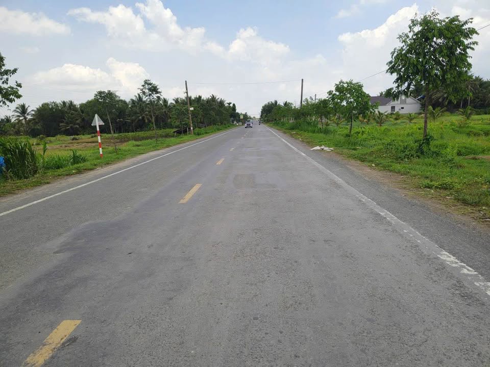 Đất nền mặt tiền TL883 Sơn Đông 3500m² giá 12.5 tỷ - Cơ hội đầu tư sinh lời!