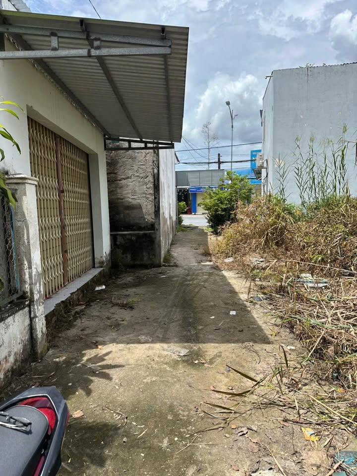 Nhà cho thuê đường Hùng Vương, Xã Mỹ Tú - Vị trí đắc địa cho kinh doanh!