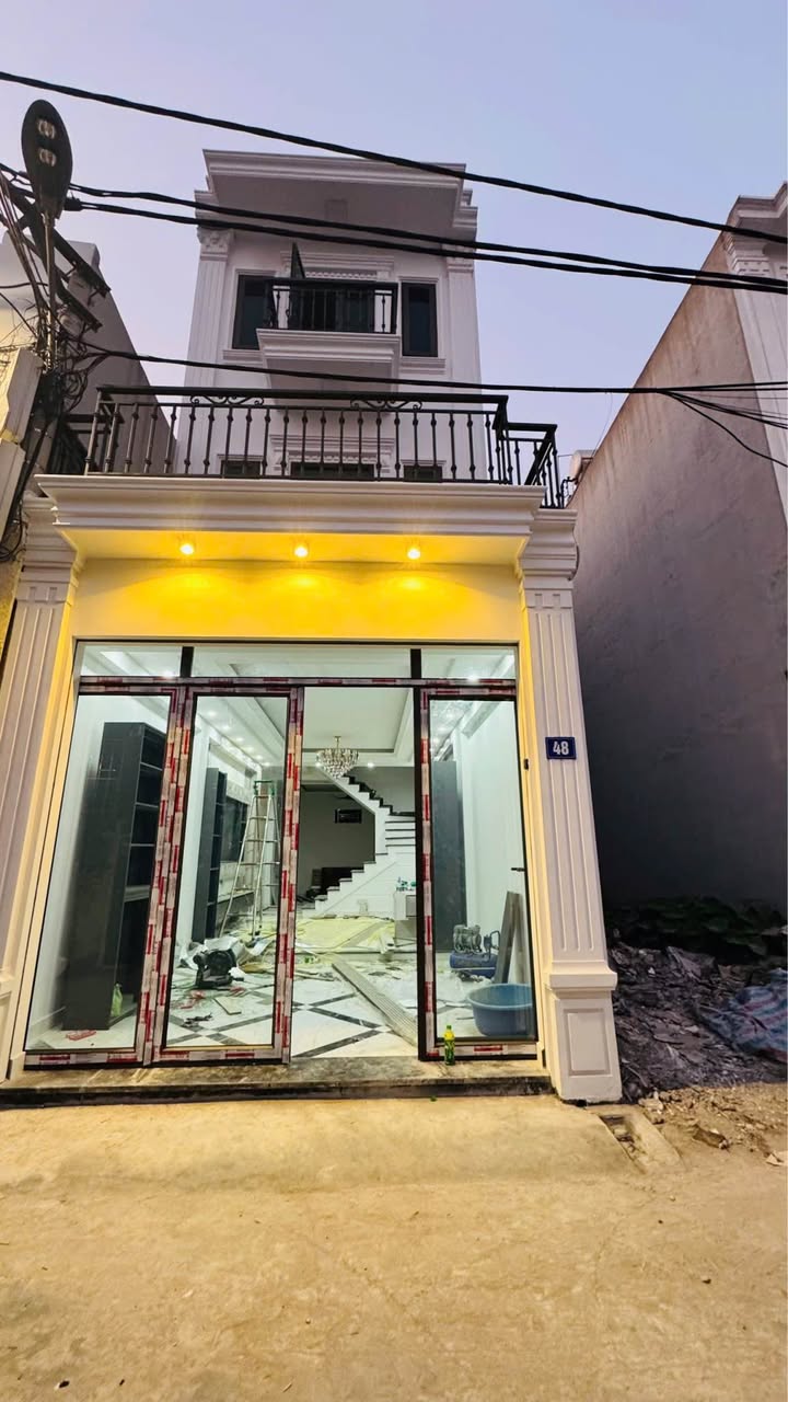 Bán nhà 3 tầng Hoàng Huy An Đồng 59m² giá 3.8 tỷ - Ô tô đỗ cửa, an ninh tốt!