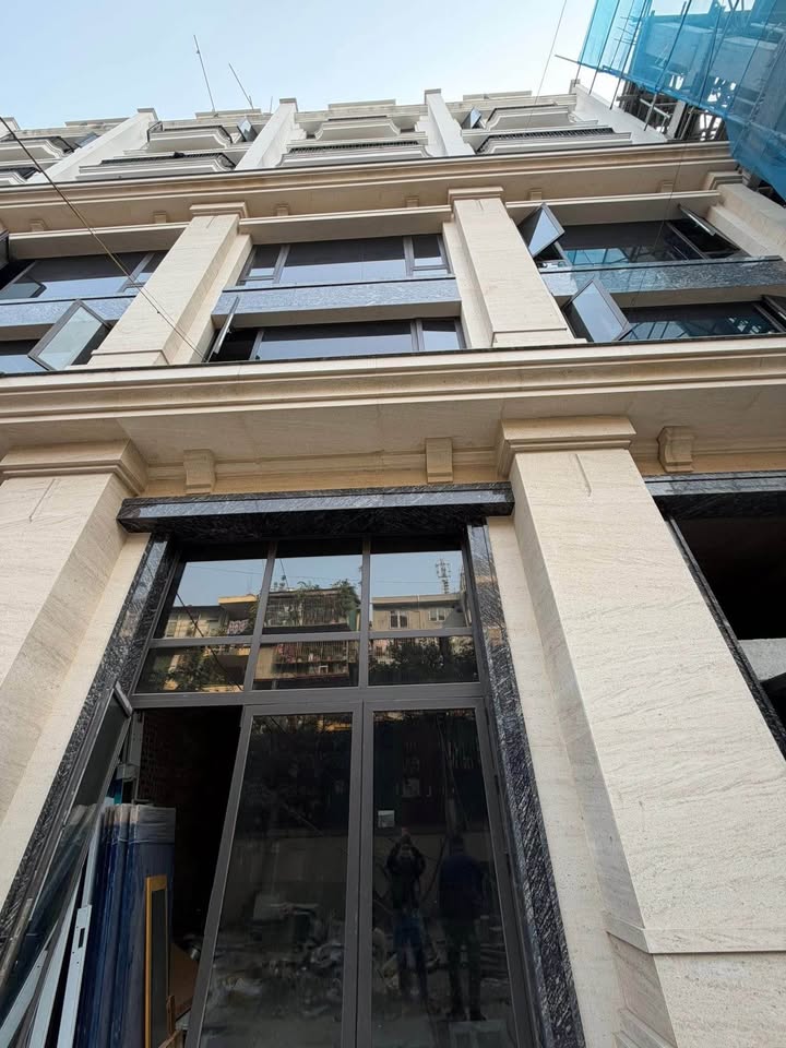 FrontHouse Đống Đa 120m² giá 103 tỷ - Mặt phố, ô tô tránh, đầu tư sinh lời!