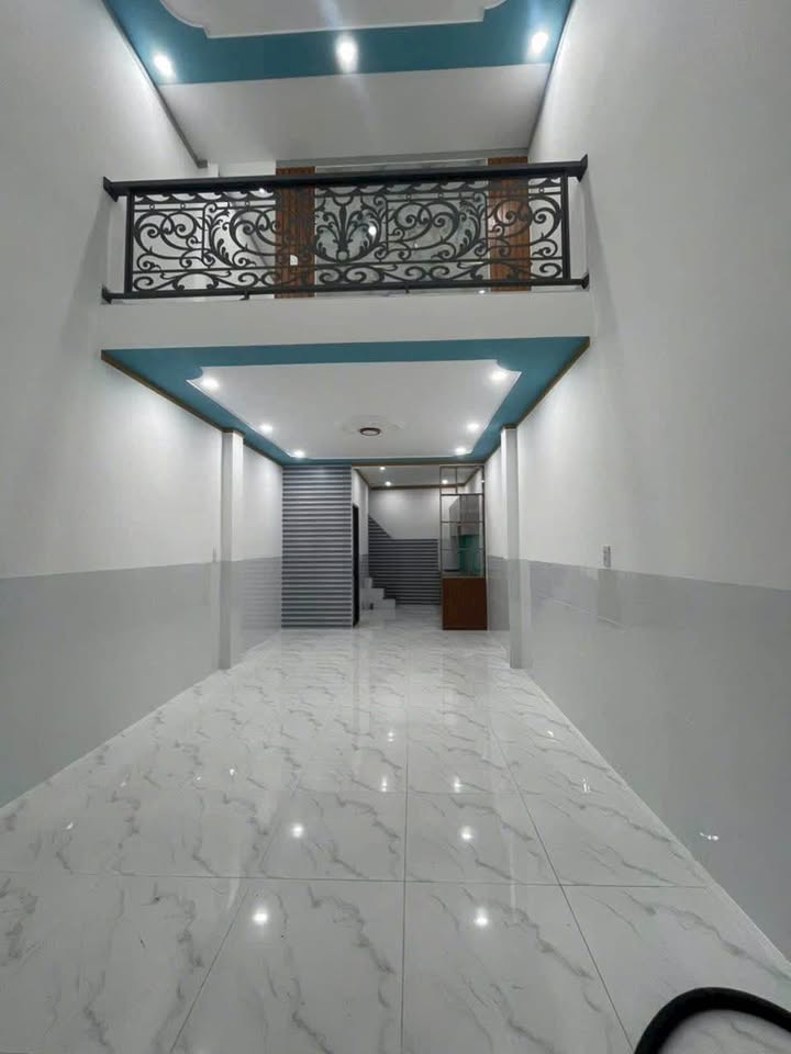 Nhà phố Khu phố 2, Long Bình 70m² giá 1.15 tỷ - Thiết kế tiện nghi, gần chợ