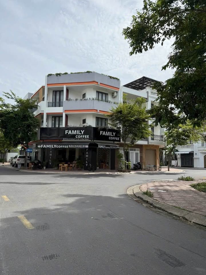 Bán nhà góc 2 mặt tiền KĐT Hà Quang 2, Nha Trang 112m² giá 13 tỷ - Đối diện công viên thoáng mát!