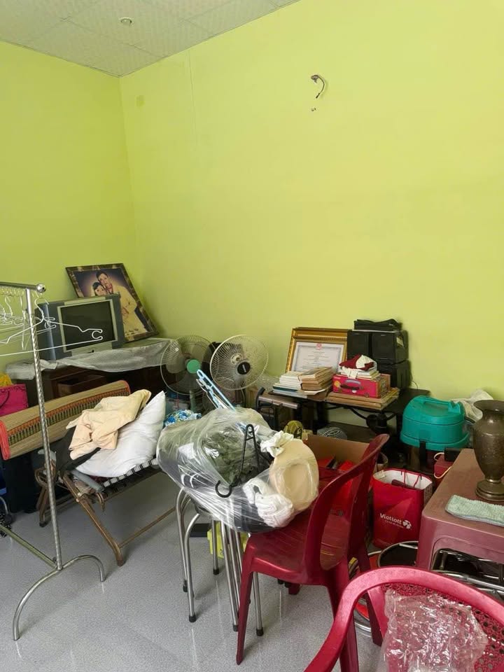 Nhà 3 Tầng Phường Vạn Thạnh Nha Trang 105,6m² giá 13.5 tỷ - Gần biển, tiện ích đầy đủ!