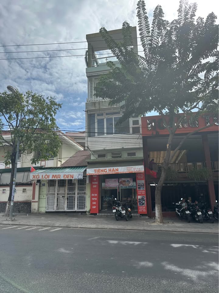 Bán Nhà Mặt Tiền Tôn Thất Tùng, Vĩnh Thọ 60m² giá 13.6 tỷ - Đầu tư sinh lời ngay!