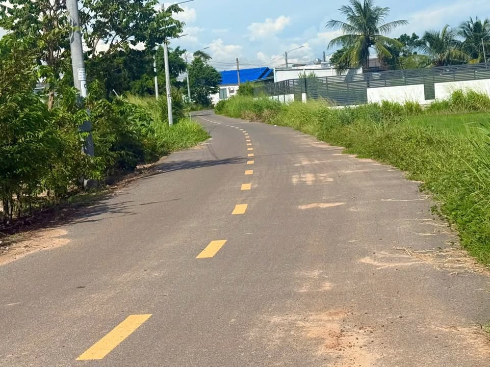 Đất nền thổ cư 276m² đường nhựa Phước Hải - Giá chỉ 2.25 tỷ - Lô góc 2 mặt tiền!