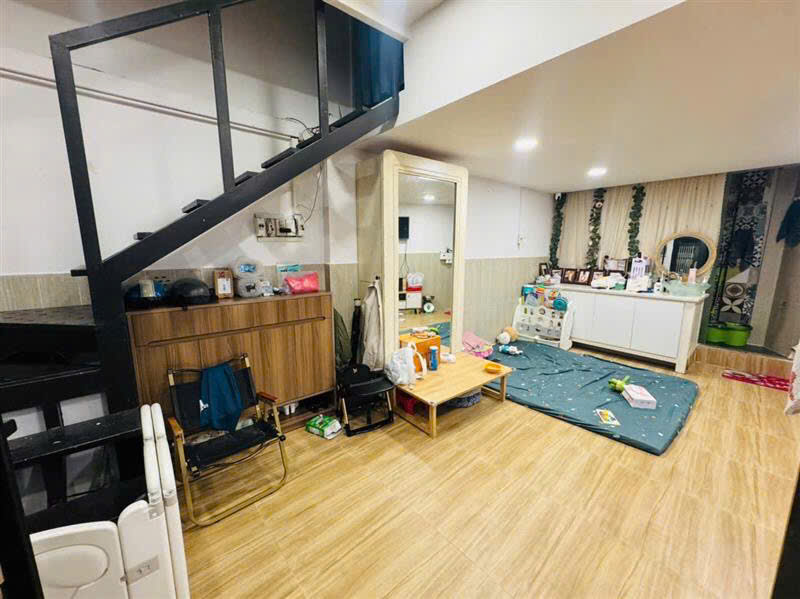 Nhà 2 tầng tại Phú Nhuận 116m² giá 8 tỷ - Vị trí đắc địa, thuận tiện kinh doanh!