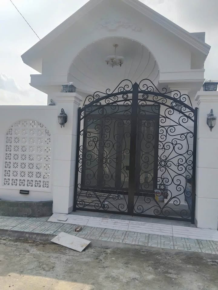 Nhà mới Tân Cổ Điển Tân Mỹ Chánh 95m² giá 1.68 tỷ - Tặng nội thất cao cấp!