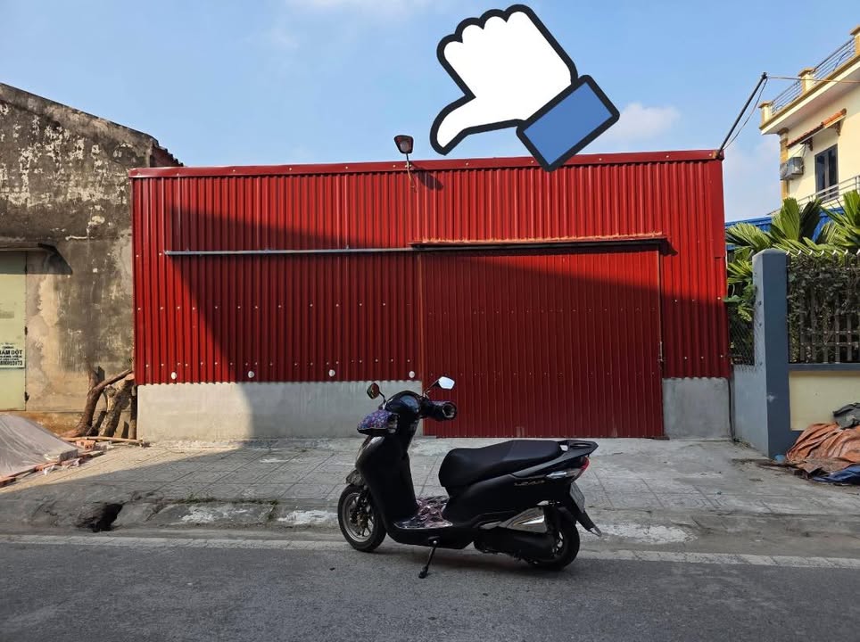 Nhà phố Thị trấn Hưng Hà 107m² giá 3 tỷ - Vị trí đắc địa gần trường học!