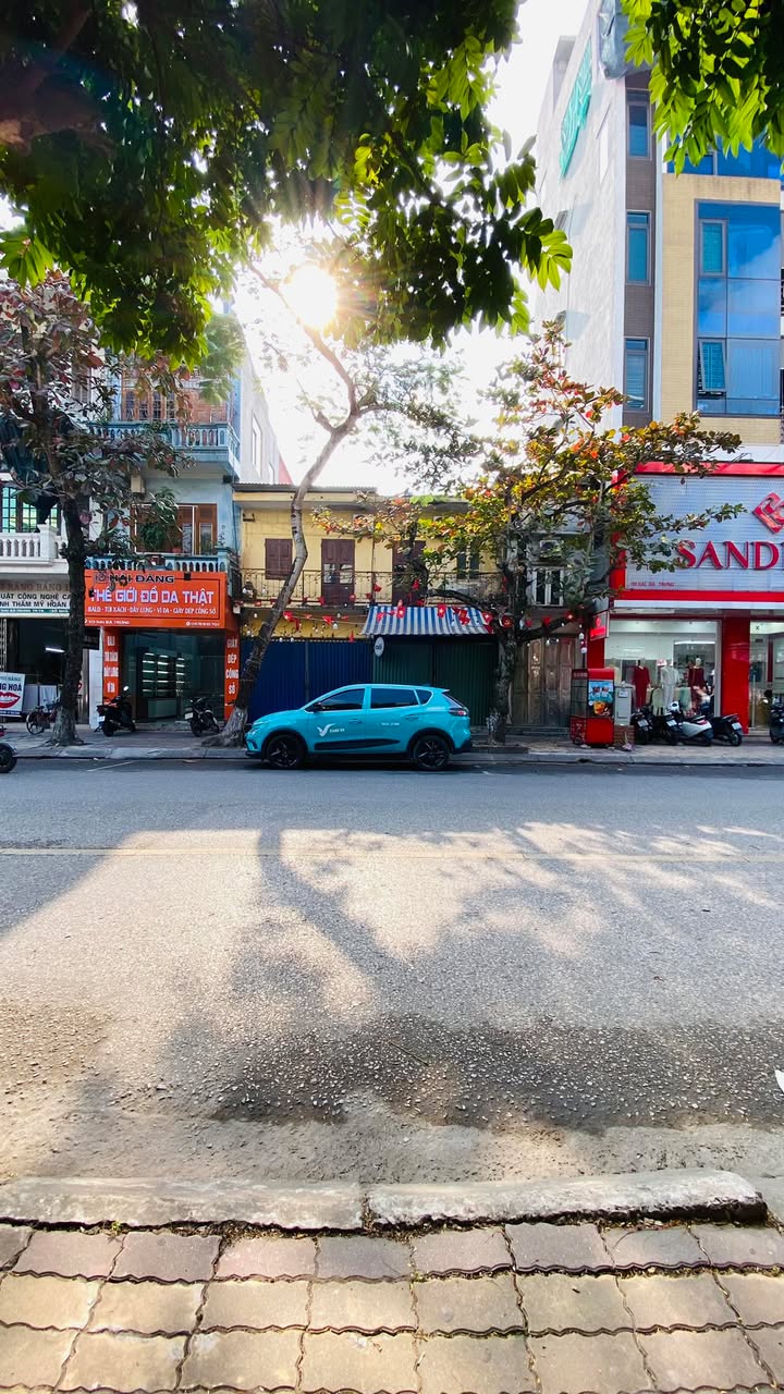 Nhà mặt đường Hai Bà Trưng Thái Bình 40m² giá 4 triệu - Thích hợp kinh doanh!