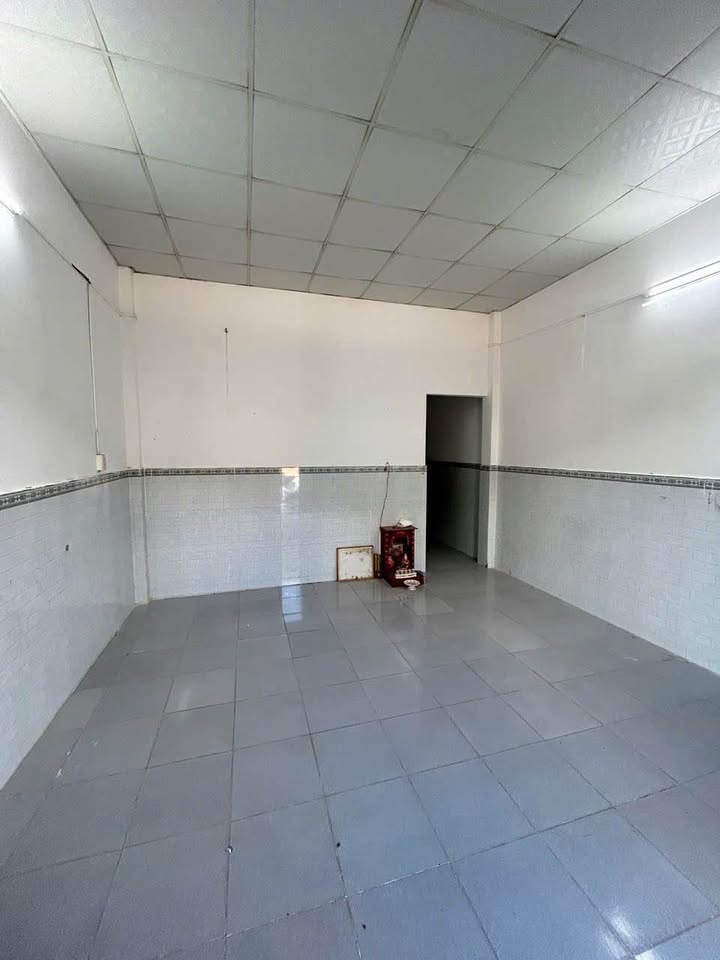 Cho thuê nhà nguyên căn Hòn Xện Nha Trang 2PN giá chỉ 5 triệu - Không thể bỏ qua!