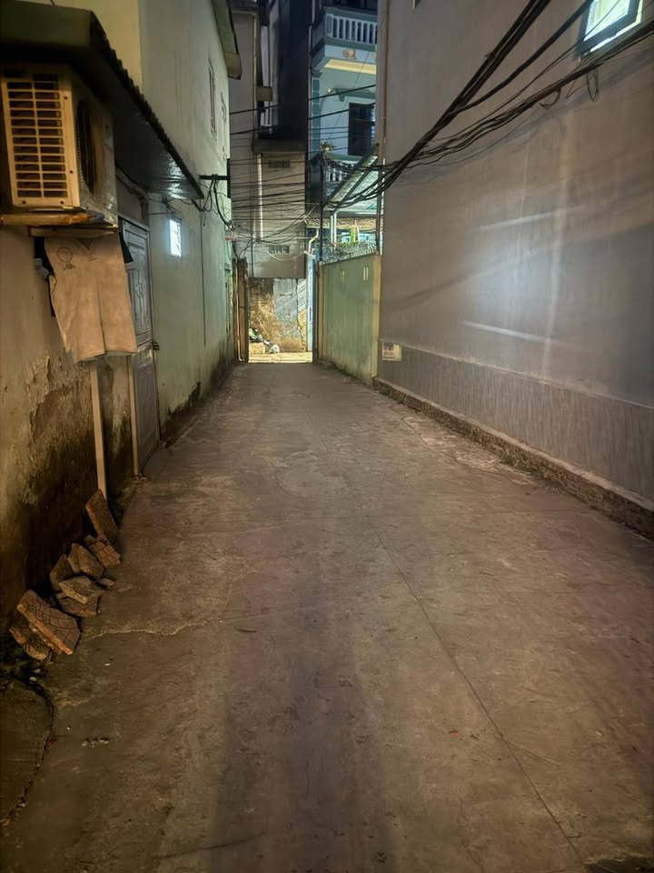 Nhà đẹp Ngọc Thụy 34m² giá 7.5 tỷ - Sẵn sàng vào ở ngay!