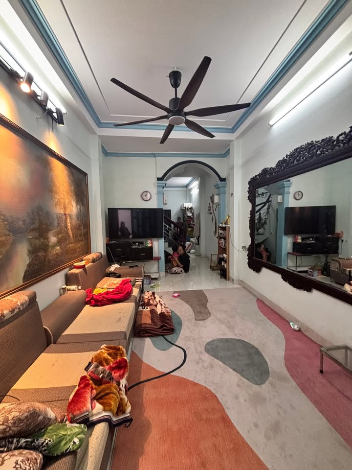 Nhà phố 4 tầng Ngọc Thụy Long Biên 35m² giá 6.5 tỷ - Chắc chắn kiên cố!