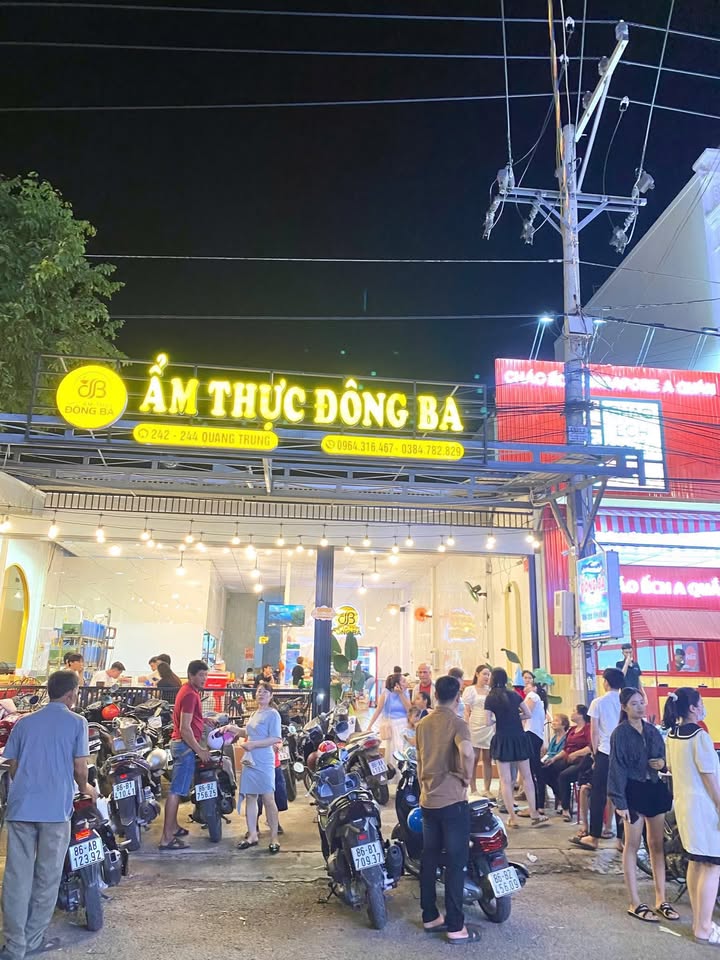 Mặt bằng cho thuê Đông Ba 200m² giá 130 triệu - Vị trí đắc địa gần biển