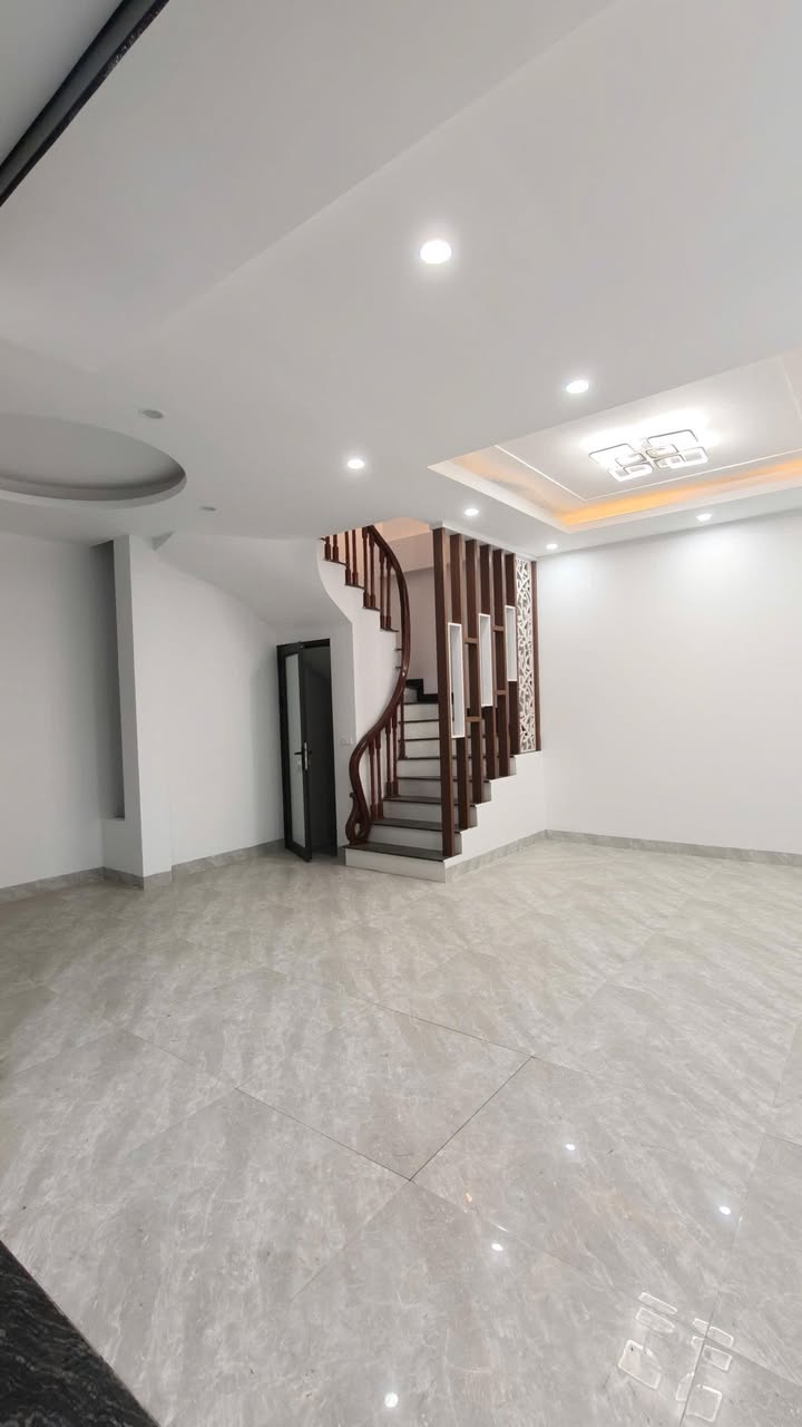 Nhà phố Trung Văn, Quận Nam Từ Liêm, 188m² giá 8 tỷ - Chính chủ bán gấp!