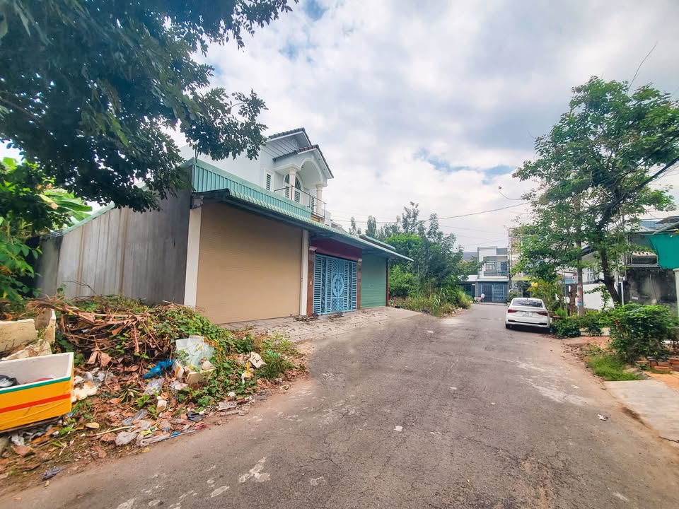 Nhà cấp 4 KDC P2 Bà Bộ, 100m² giá 3 tỷ - Khu dân cư an ninh tốt!