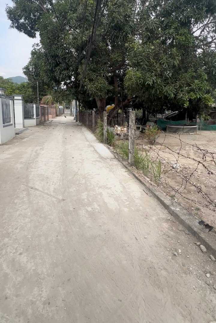 Lô đất Cam Phúc Nam 676m² giá thỏa thuận - Lô góc 2 mặt tiền, gần biển!