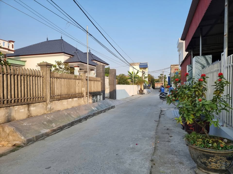 Lô đất Kim Đới 3, Hữu Bằng 154m² giá chỉ 1.x tỷ - Đầu tư sinh lời nhanh!