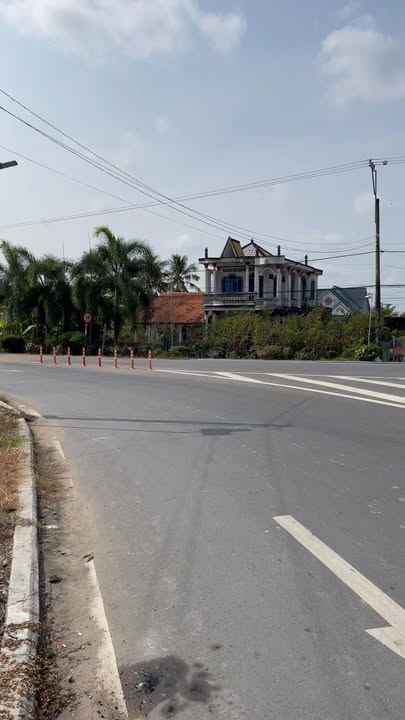 Nhà riêng xã Hựu Thành, huyện Trà Ôn, 470m² giá 3.2 tỷ - Vị trí đẹp, thích hợp định cư lâu dài!