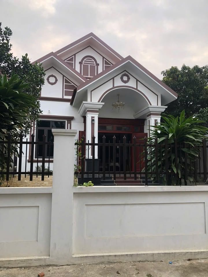 Nhà mái thái 330m² Thị trấn Sao Vàng chỉ 2,8 tỷ - Cơ hội sở hữu tuyệt vời!