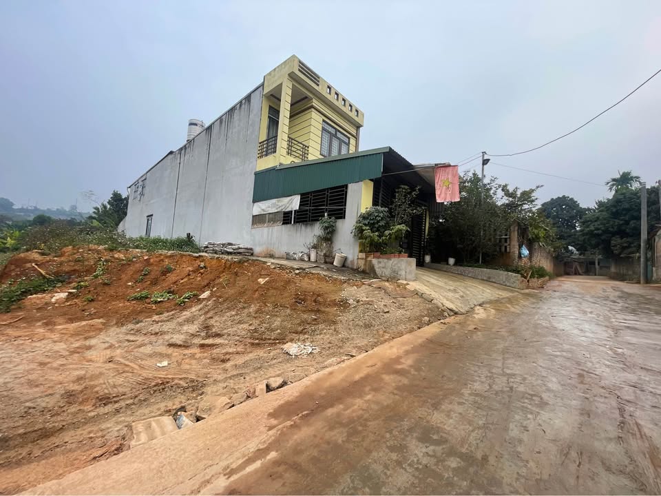 Đất nền phường Minh Nông, thành phố Việt Trì 300m² - Hướng Tây Nam, giá thỏa thuận!