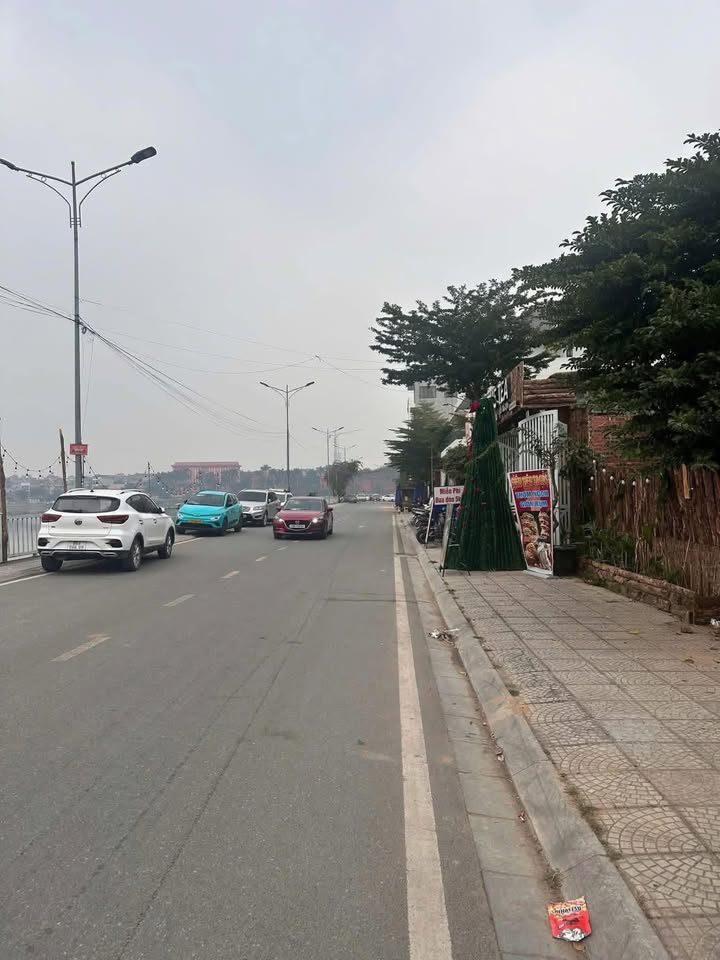 Đất nền đường Hai Bà Trưng, Việt Trì 105m² giá 1.38 tỷ - Vị trí đắc địa gần hồ Văn Lang!