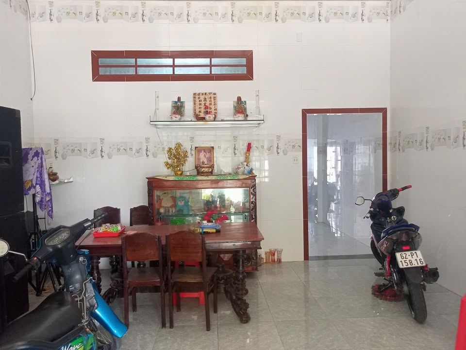 Nhà cấp 4 An Ninh Tây, Đức Hòa 100m² giá 1 tỷ - Chính chủ cần bán gấp!