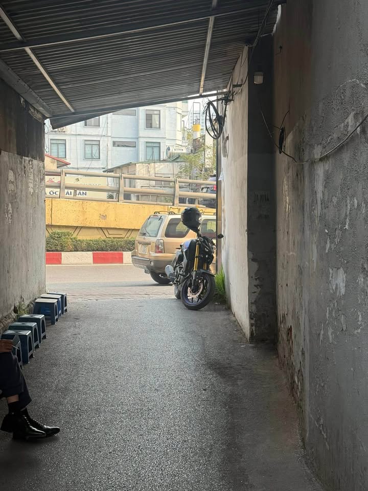 Đất mặt tiền 125 Nguyễn Ngọc Vũ 73m² giá 20 tỷ - Vị trí đắc địa, giao thông thuận tiện!