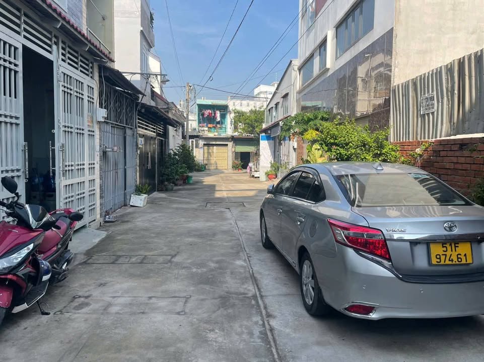 Đất Hẻm Chung Thị Minh, Quận 12 81m² giá 5.49 tỷ - Bán đất tặng nhà 1 trệt 1 lầu!