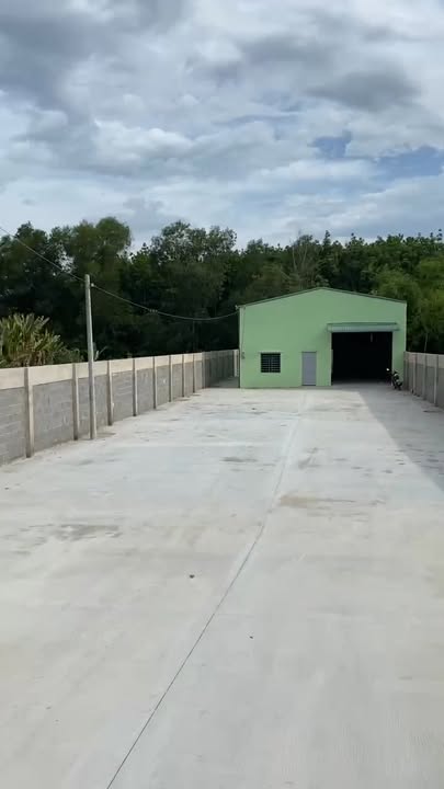 Kho xưởng cho thuê mặt tiền Quốc Lộ 22, 200m² giá 22 triệu - Phù hợp kinh doanh ngay!