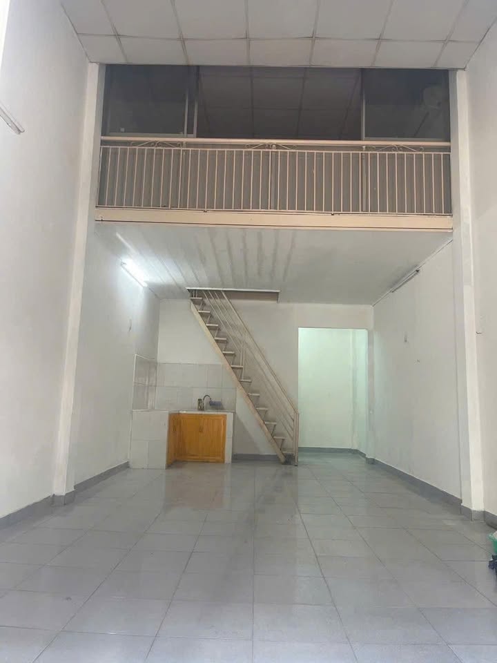 Nhà cho thuê Liên khu 5-6, Bình Tân 48m² giá 4.5 triệu - Gác lửng thoáng mát!