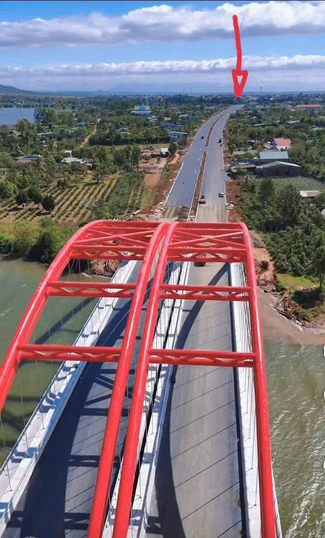 Đất nông nghiệp tại xã Biển Hồ, Pleiku 600m² giá chỉ 2.5 tỷ - Cơ hội đầu tư tuyệt vời!