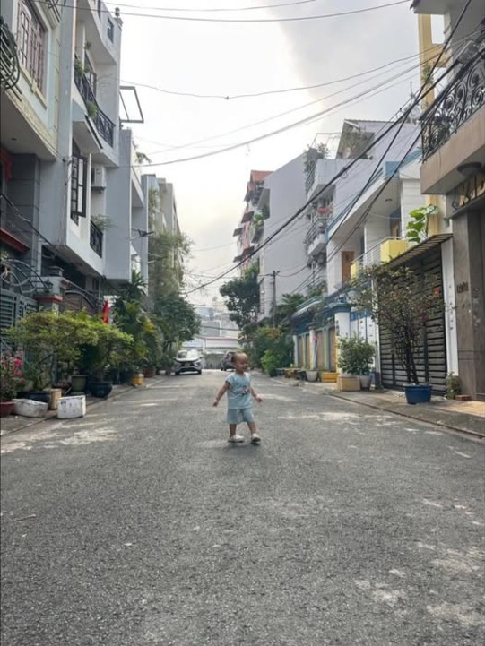 Nhà 2 tầng hẻm 8m Đường 303 Tân Sơn Nhì 56m² giá 7.99 tỷ - Sẵn sàng vào ở ngay!