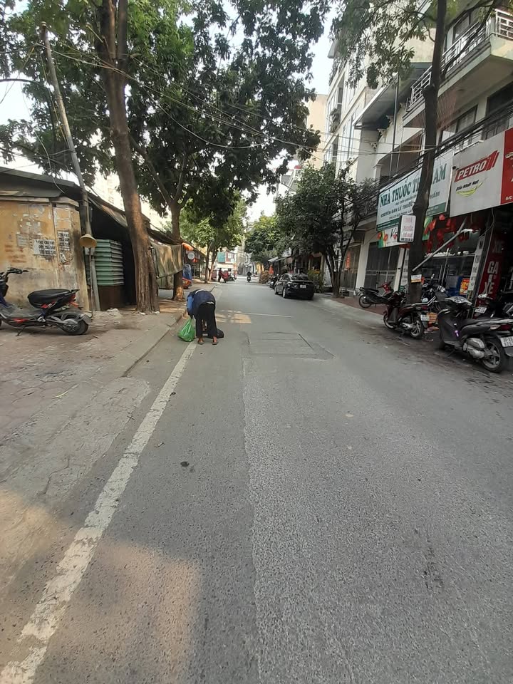 Nhà góc đẹp tại Thanh Trì 50m² giá 5 tỷ - Sẵn sàng vào ở ngay!