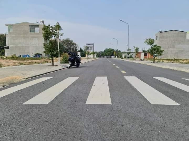 Đất nền Tân Uyên 72m² giá chỉ 1.1 tỷ - Sổ riêng, đầu tư sinh lời!