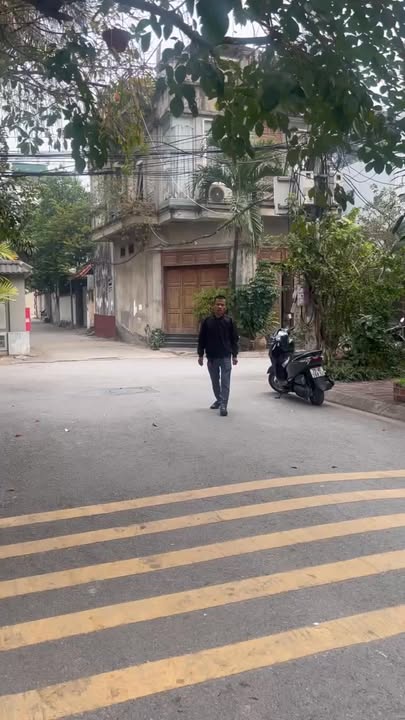 Đất phân lô tái định cư Ngọc Thụy 55m² giá 15.x tỷ - Cơ hội vàng đầu tư!