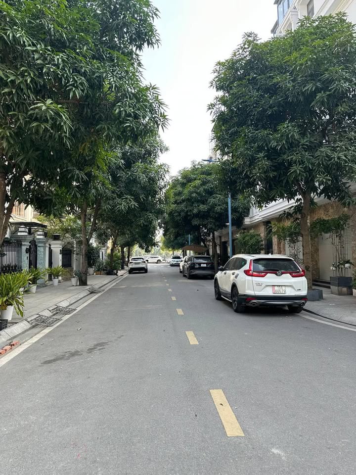 Nhà phố lô góc Hoàng Huy RiverSide 88.9m² giá 16.2 tỷ - Full nội thất, vị trí đắc địa!