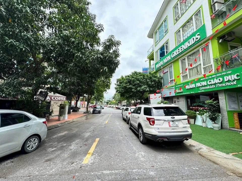 Nhà phố Mộ Lao, Quận Hà Đông 100m² giá 20 tỷ - Không thể bỏ lỡ!