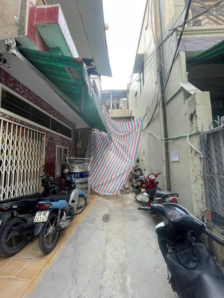 Nhà phố quận 10 - Hẻm Nguyễn Tri Phương 40m² giá 5.7 tỷ - Tiềm năng nâng cấp cao!