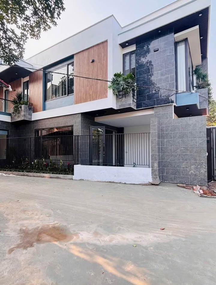 Biệt thự mini 2 mặt thoáng Phú Thái 94m² giá 4 tỷ - Sẵn sàng cho thuê!