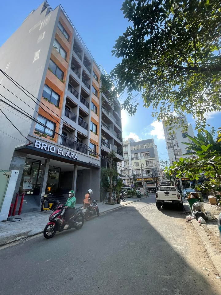 Tòa Khách Sạn – Căn Hộ 9 Tầng Phố Tây An Thượng 180m² giá 70 tỷ - Đầu tư sinh lời ngay!