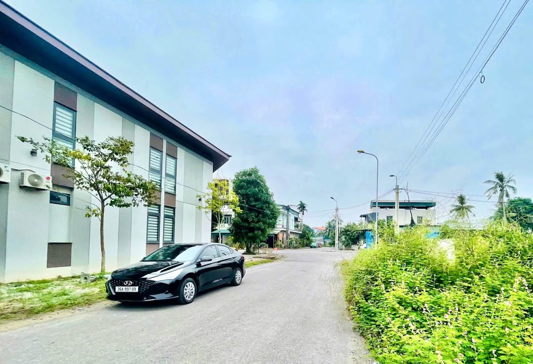 Đất nền Lý Nam Đế, Đông Hương 125m² giá 4.9 tỷ - Được xây dựng tự do!